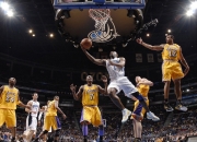 开云体育登录-赛道与绿茵的对话，范戴克的稳定输出如何诠释F1争冠之夜的终极哲学