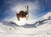 开云平台-冷门与传奇，波兰队力克日本队，奥恰洛夫惊艳四座的背后