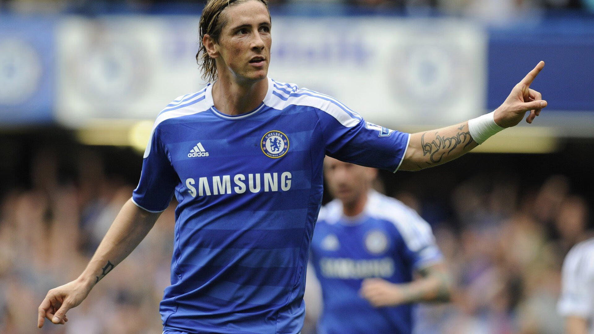 突尼斯决胜局惊险带走阿尔及利亚，法比尼奥终场绝杀成关键先生