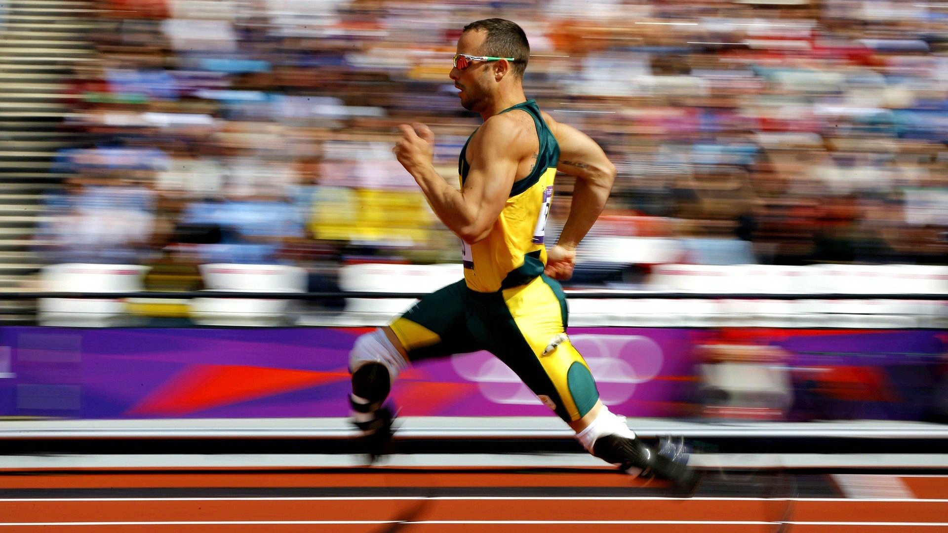 英格拉姆关键制胜一锤定音，雄鹿单节狂飙拉开尼克斯锁定胜局